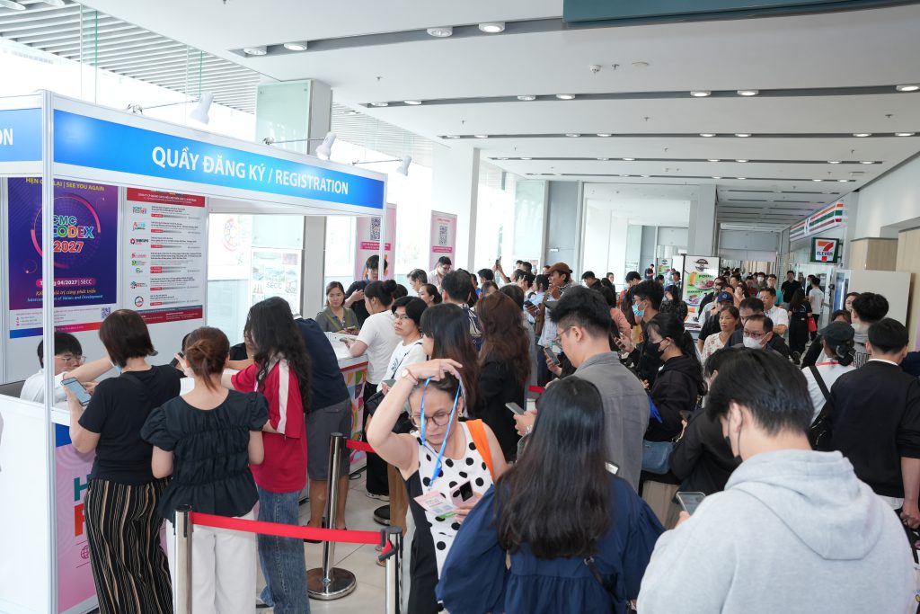 HCMC FOODEX 2026: NGÀY ĐẦU “THẤT THỦ” VỚI KỶ LỤC GẦN 4.000 LƯỢT KHÁCH!